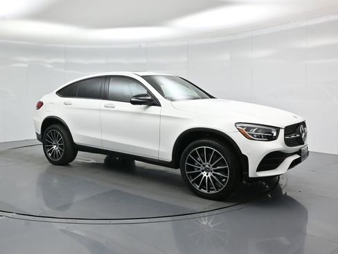 Used 2023 Mercedes-Benz GLC 300 4MATIC Coupe image 24