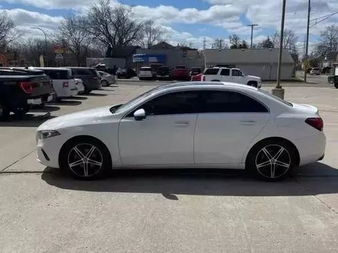 Used 2019 Mercedes-Benz A 220 4MATIC image 4