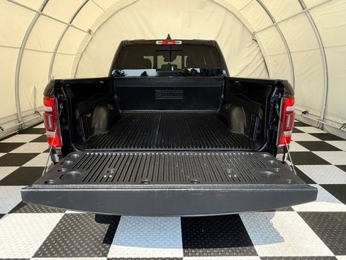 Used 2023 RAM 1500 Laramie AWD/4WD image 4