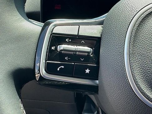 New 2025 Kia Sorento S image 20