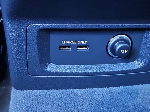 Certified 2025 Audi Q5 2.0T Premium Plus image 25