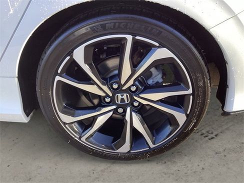 Used 2018 Honda Civic Si image 14