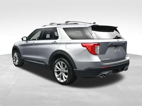 Used 2021 Ford Explorer Platinum w/ Equipment Group 601A AWD/4WD image 3