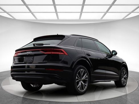 Used 2023 Audi Q8 Premium w/ Black Optic Package AWD/4WD image 6