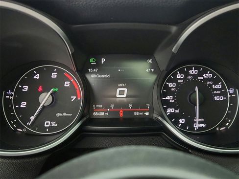 Used 2018 Alfa Romeo Stelvio AWD image 15