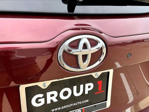 Used 2015 Toyota Highlander XLE FWD image 31