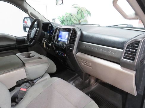 Used 2021 Ford F250 XL w/ STX Appearance Package image 10