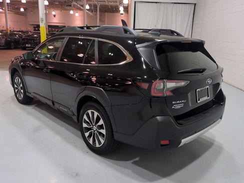 Used 2024 Subaru Outback Limited AWD/4WD image 5