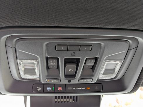 New 2026 GMC Sierra 1500 AT4 w/ AT4 Premium Package AWD/4WD image 34