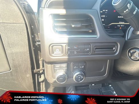Used 2022 GMC Yukon AT4 AWD/4WD image 15