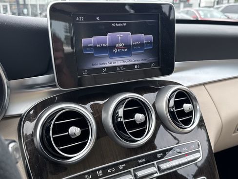 Used 2017 Mercedes-Benz C 300 4MATIC Sedan image 20