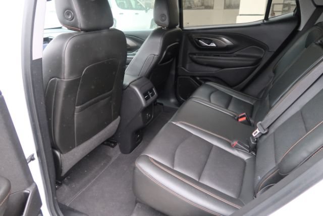Used 2019 GMC Terrain SLT w/ Preferred Package FWD image 11