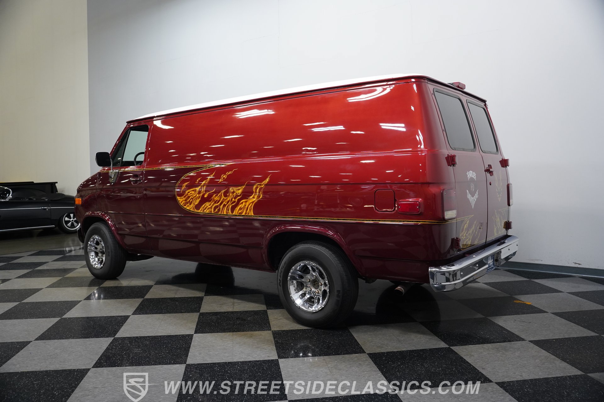 Used 1995 Chevrolet G10 RWD image 10