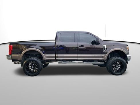 Used 2018 Ford F250 Lariat w/ Lariat Value Package image 7