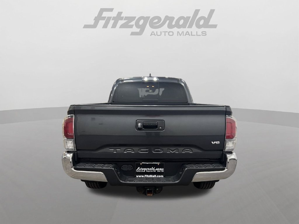 Used 2021 Toyota Tacoma TRD Off-Road AWD/4WD image 5