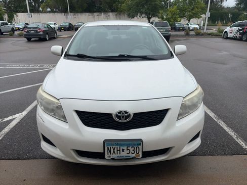Used 2009 Toyota Corolla LE w/ All Weather Guard Pkg FWD image 2