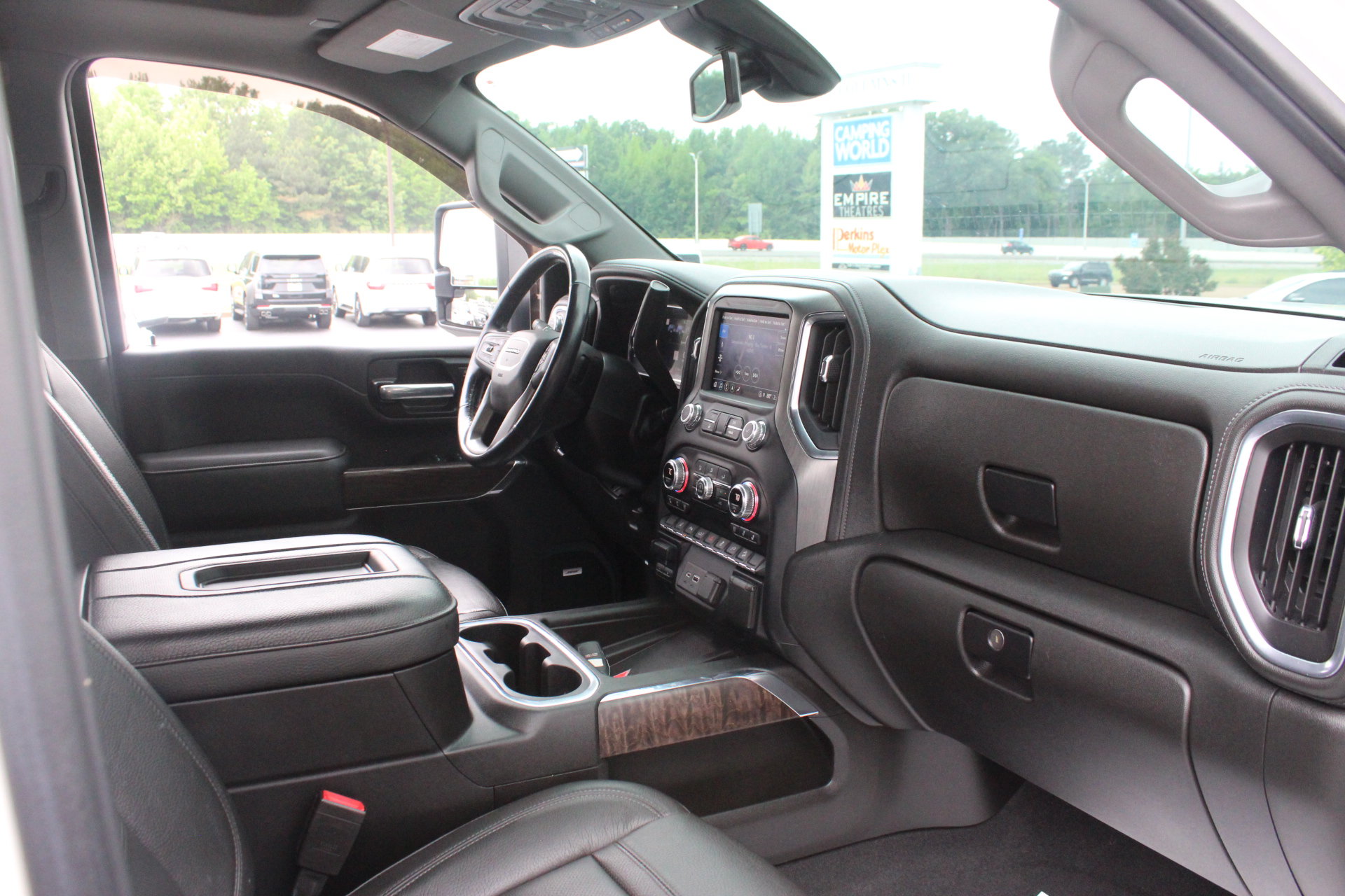 Used 2022 GMC Sierra 2500 Denali w/ Snow Plow Prep/Camper Package AWD/4WD image 38