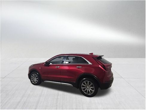 Certified 2021 Cadillac XT4 Premium Luxury w/ Driver Awareness Package image 4