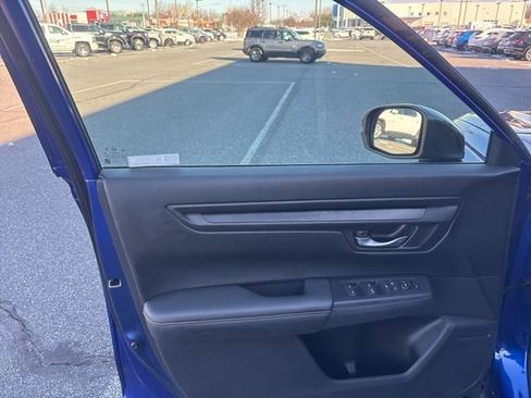 Used 2023 Honda CR-V Sport image 11