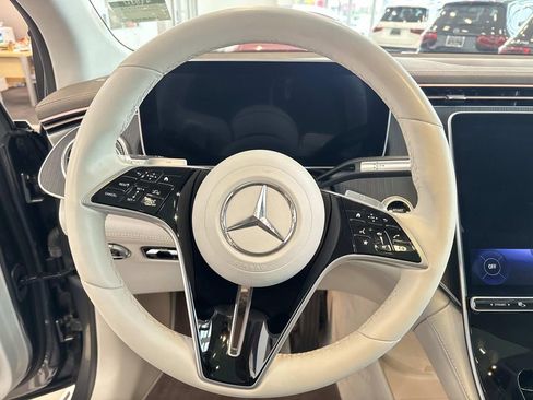 Used 2023 Mercedes-Benz EQS 450+ SUV image 22