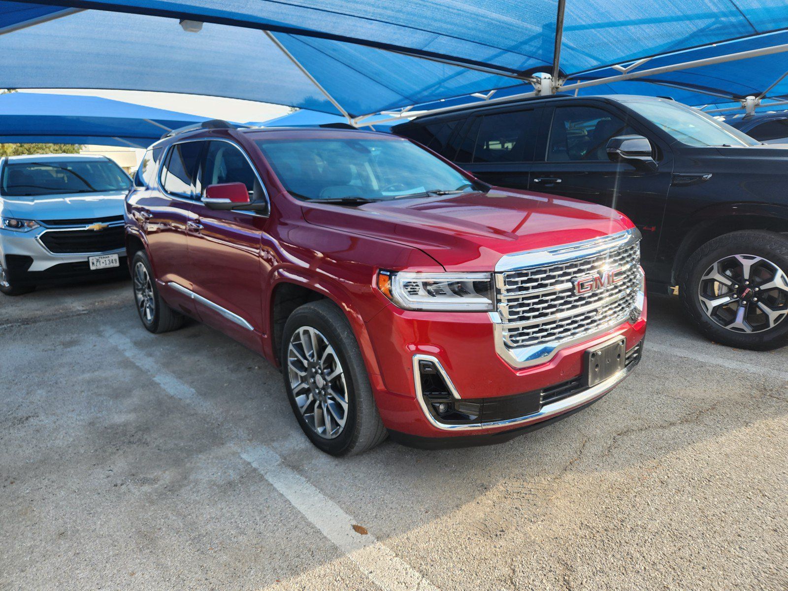 Used 2020 GMC Acadia Denali w/ Technology Package FWD image 1