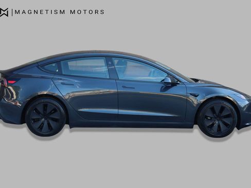 Used 2025 Tesla Model 3 Long Range AWD/4WD image 2