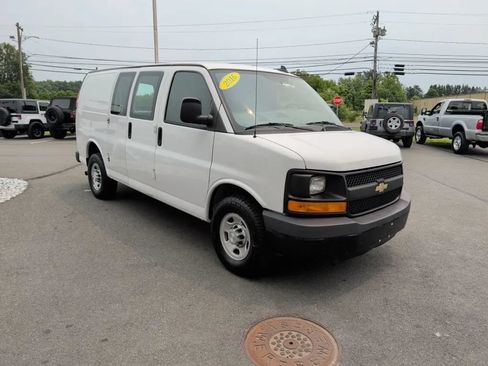 Used 2016 Chevrolet Express 2500 RWD image 7