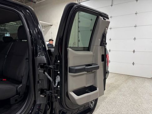 Used 2017 Ford F150 XL w/ Equipment Group 101A Mid image 17