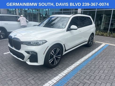Certified 2022 BMW X7 xDrive40i w/ M Sport Package AWD/4WD image 1