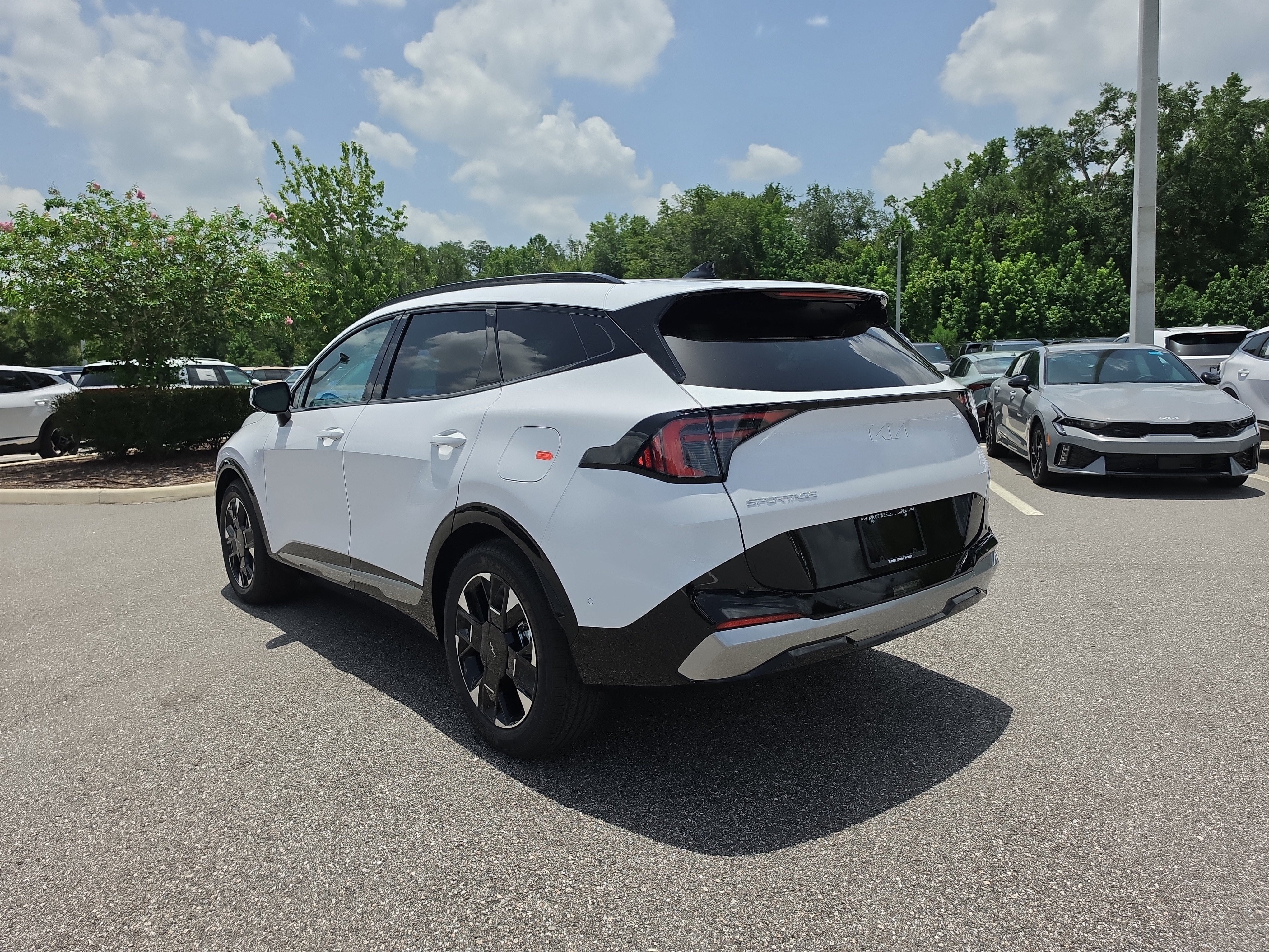 New 2026 Kia Sportage SX FWD image 6