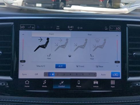 New 2026 Chrysler Pacifica Select image 16