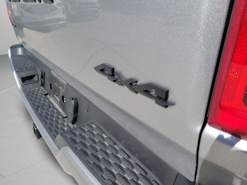 Used 2025 RAM 1500 Limited AWD/4WD image 30