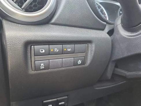 Used 2024 Nissan Versa S w/ S Plus Package FWD image 21
