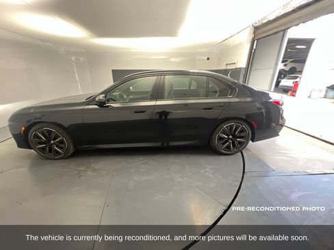 Used 2026 BMW 740i w/ Premium Package RWD image 2