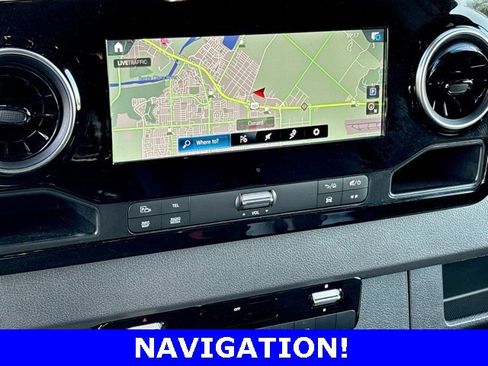 Used 2024 Mercedes-Benz Sprinter 3500 image 5