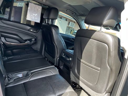 Used 2015 Chevrolet Tahoe LT w/ Luxury Package AWD/4WD image 33