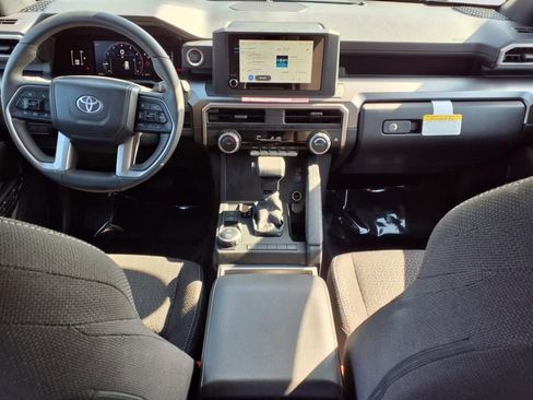 Used 2025 Toyota 4Runner SR5 image 12