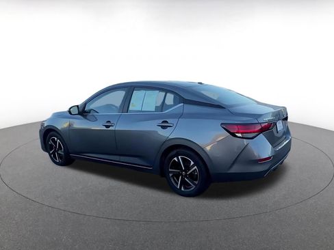 Used 2025 Nissan Sentra SV image 10