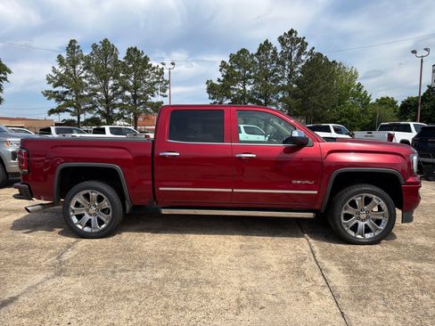 Used 2018 GMC Sierra 1500 Denali w/ Denali Ultimate Package AWD/4WD image 6