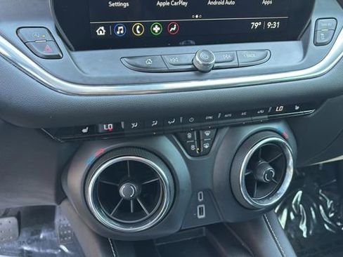 Used 2024 Chevrolet Blazer LT w/ Convenience Package FWD image 30