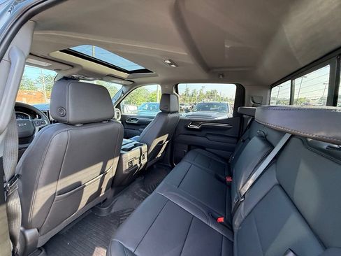Used 2025 Chevrolet Silverado 1500 LT Trail Boss w/ LT Trail Boss Premium Package AWD/4WD image 26
