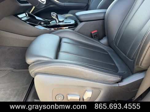 Used 2022 BMW X3 xDrive30i w/ Convenience Package w/ZPA AWD/4WD image 11