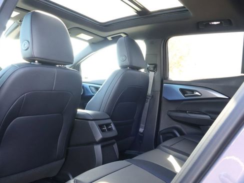 New 2026 Chevrolet Equinox EV LT image 34