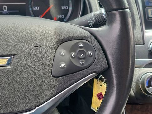 Used 2015 Chevrolet Impala LT w/ Convenience Package FWD image 26