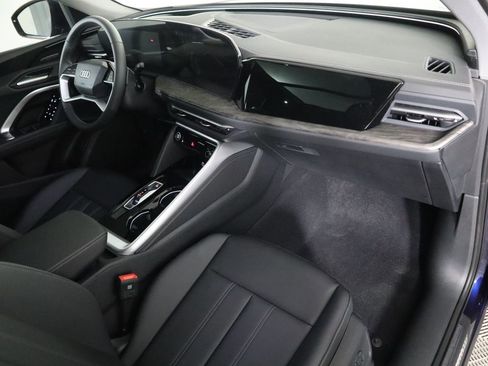 Used 2025 Audi Q5 Premium Plus w/ Premium Plus image 19