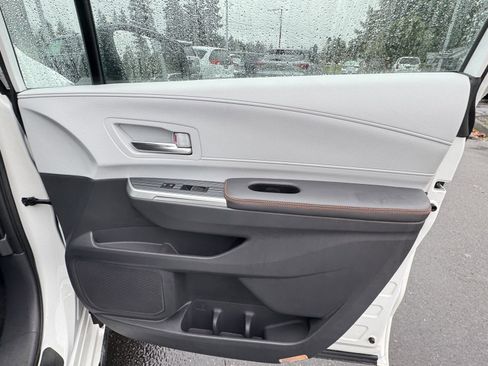 Used 2021 Toyota Sienna XSE image 9