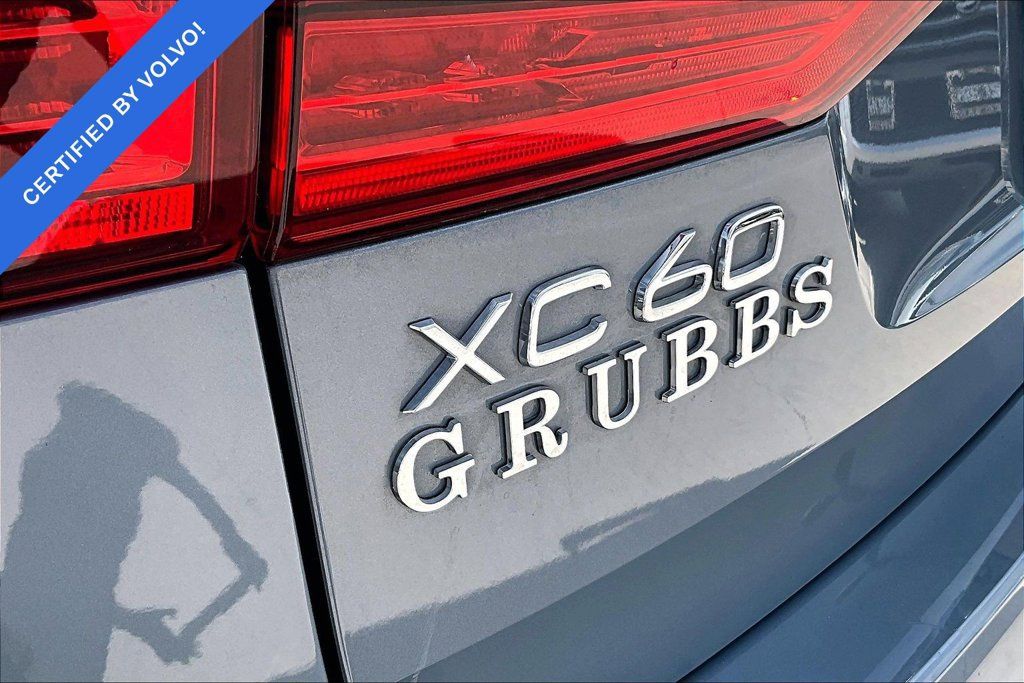 Certified 2024 Volvo XC60 B5 Plus w/ Climate Package AWD/4WD image 40