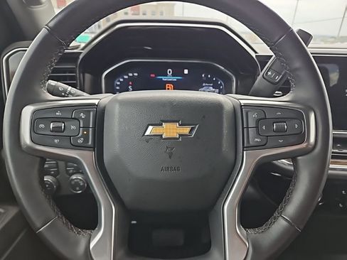 Used 2023 Chevrolet Silverado 1500 LT AWD/4WD image 23