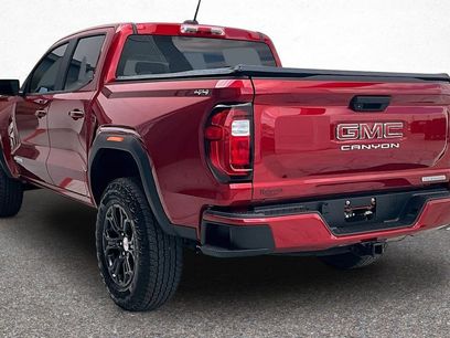 Used 2024 GMC Canyon Elevation w/ Trailering Package
