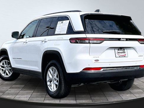 Certified 2025 Jeep Grand Cherokee Laredo X w/ Luxury Tech Group I AWD/4WD image 3